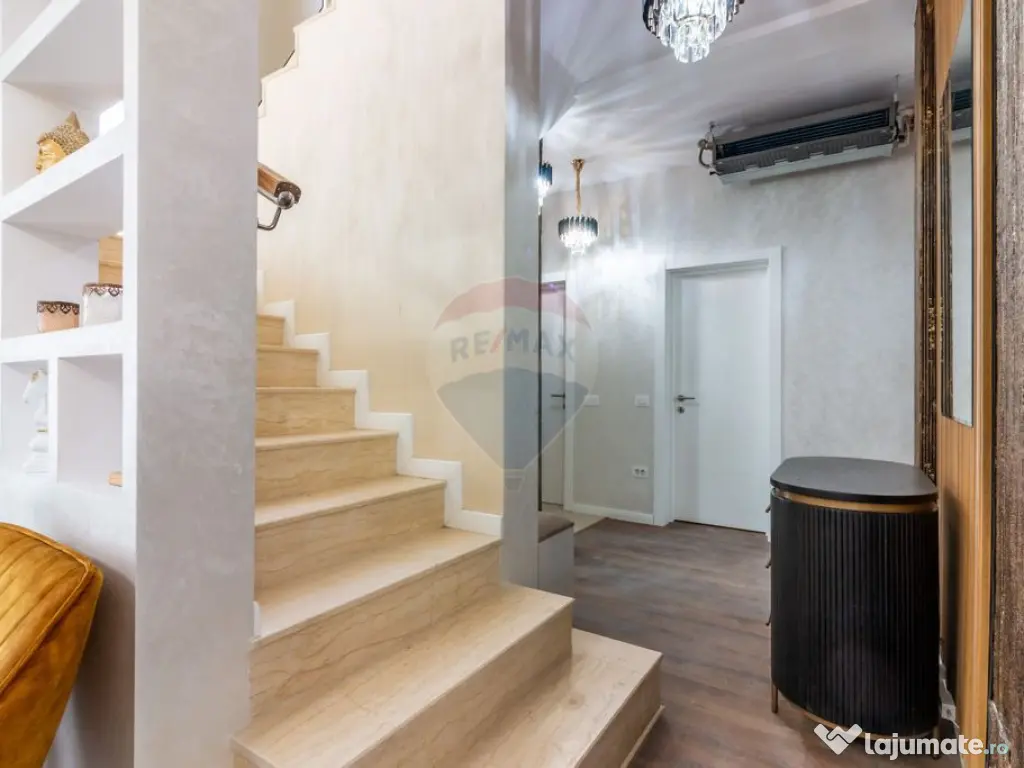 Casă / Vilă de lux cu 5 camere de vânzare în zona Sud... 