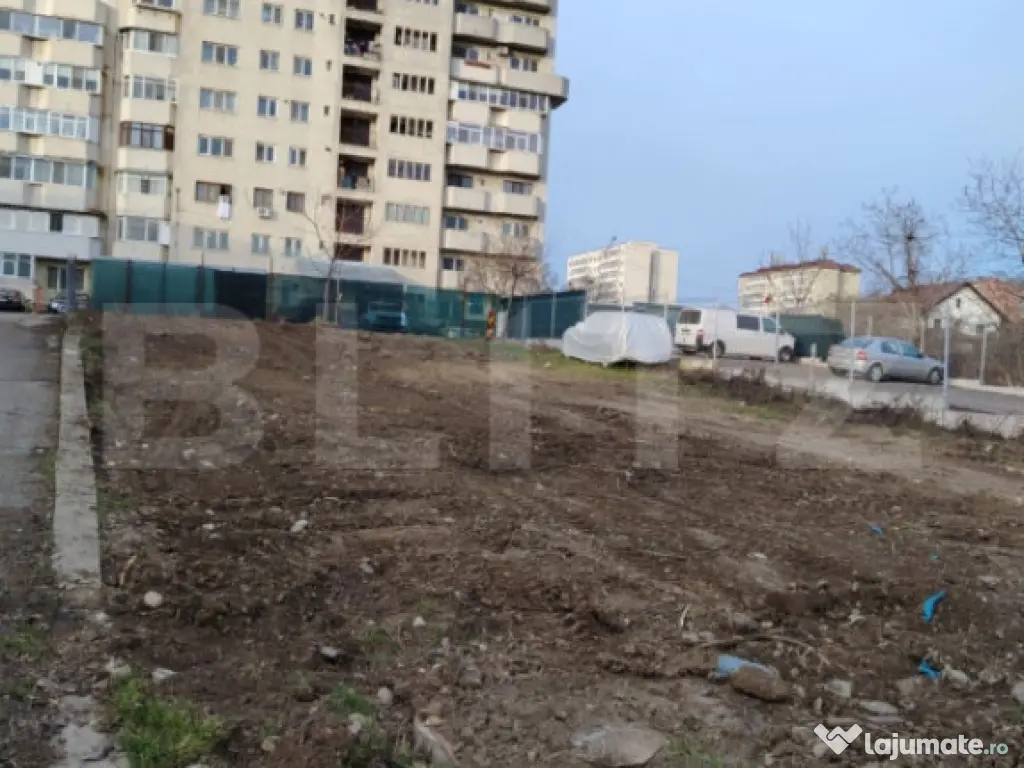 Teren intravilan 500 mp, deschidere 16 ml – utilități, z 