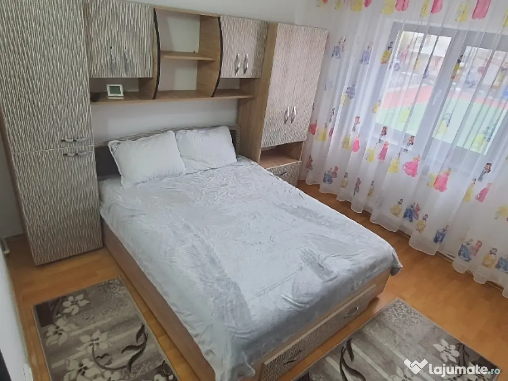 Închiriez apartament 4 cam. Dorobanți, lângă Școala 7 