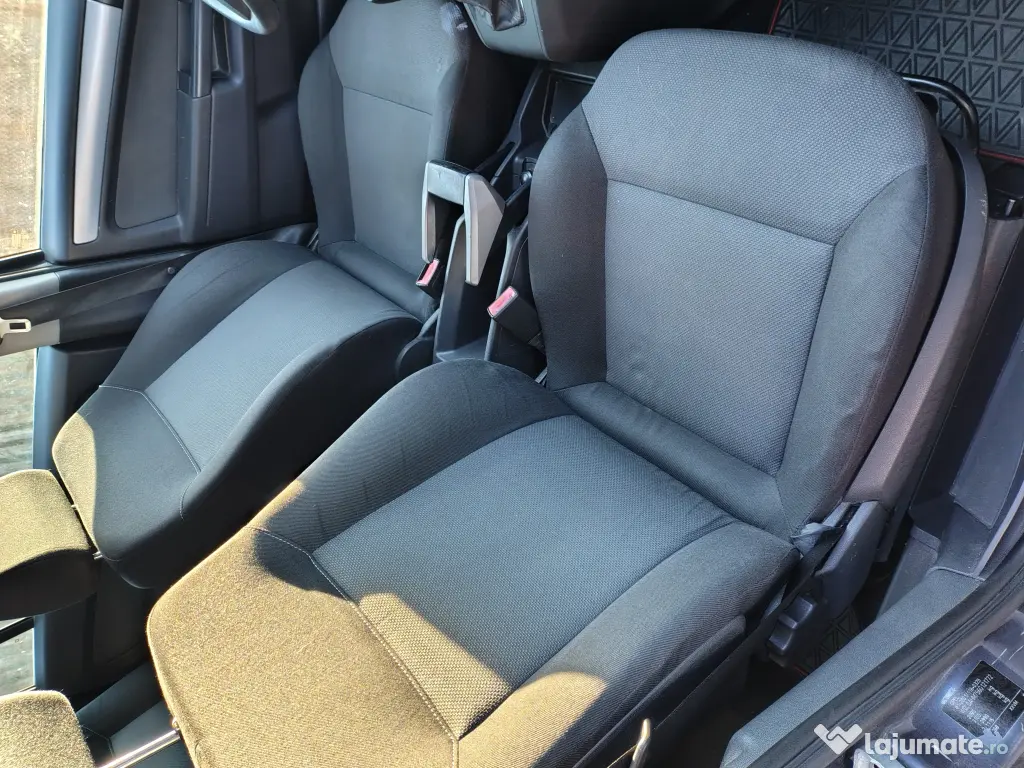 Vând Zafira B 1.6 GPL 