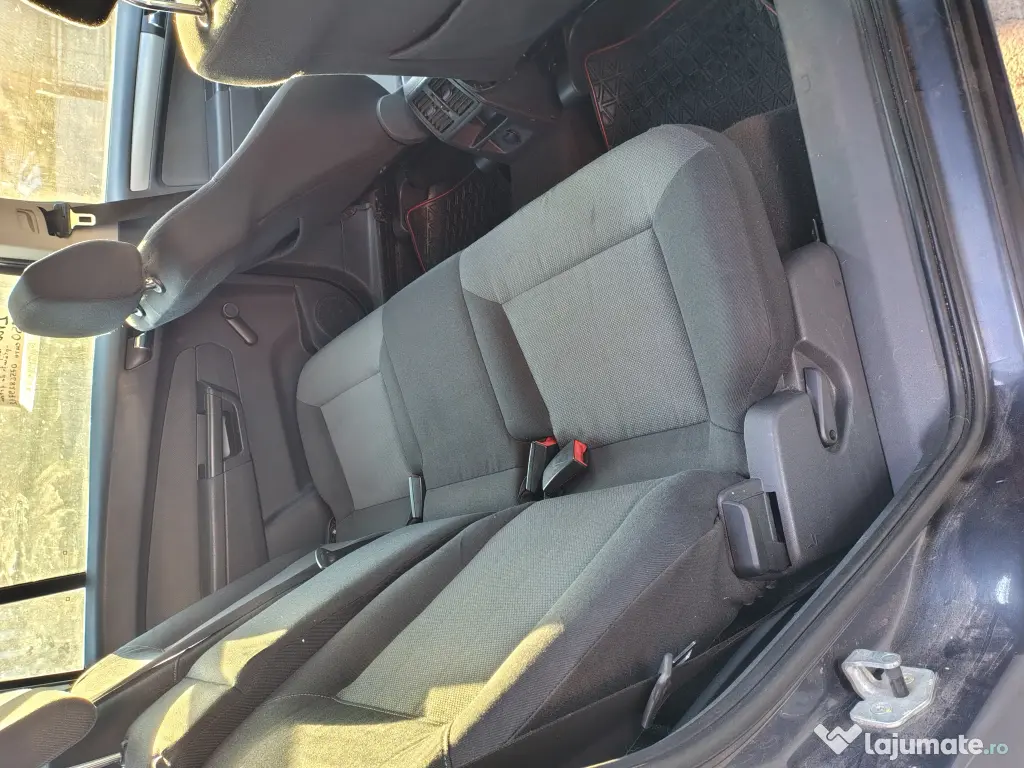 Vând Zafira B 1.6 GPL 