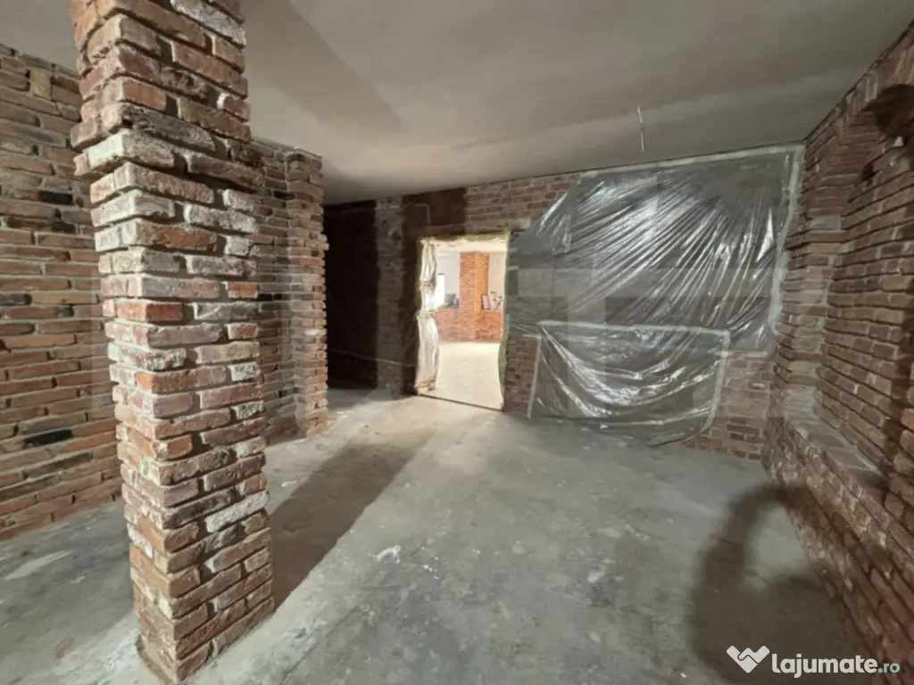 Spatiu comercia de inchiriat. 