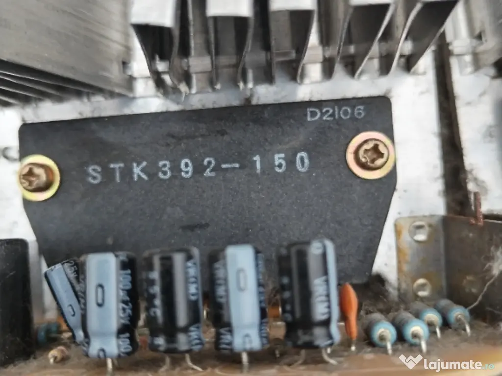 STK 392-150 proiector video CRT 