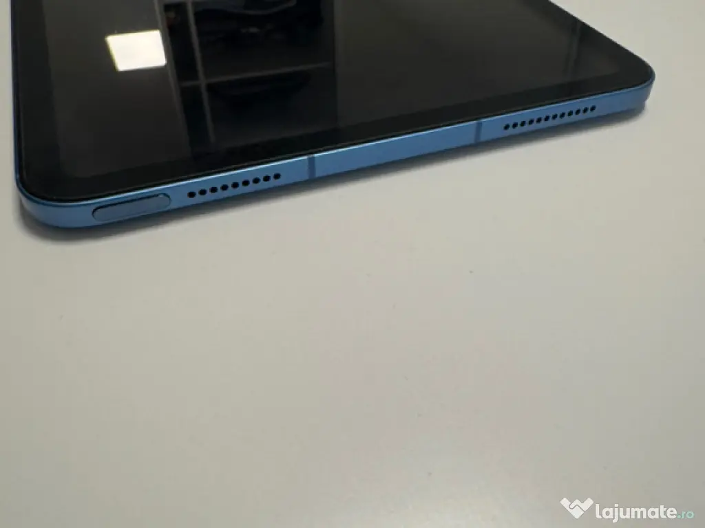 ✨ iPad (10th generation) 64GB – Stare impecabilă, ca nou ✨ 