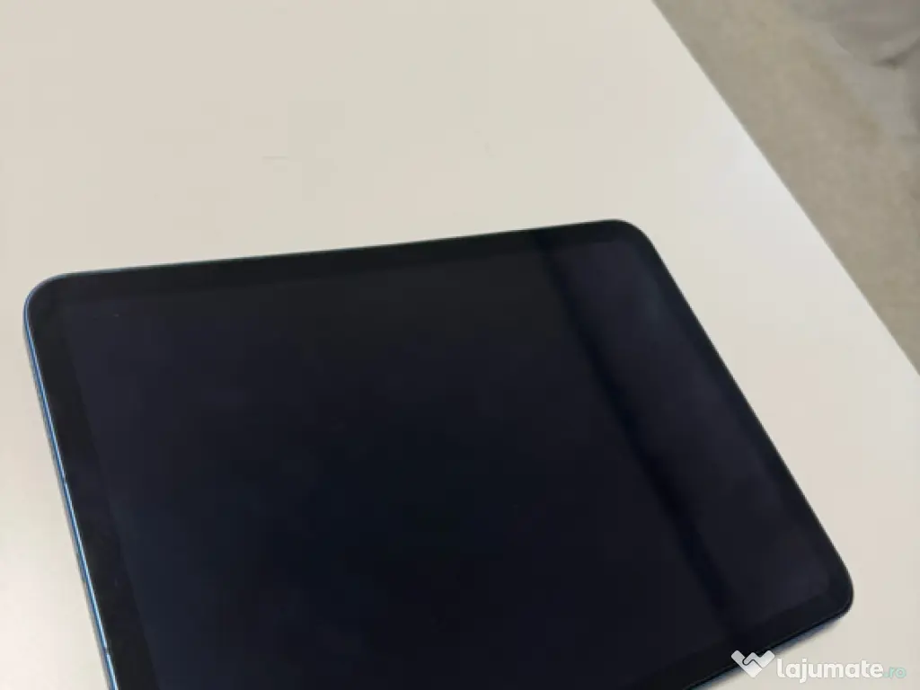✨ iPad (10th generation) 64GB – Stare impecabilă, ca nou ✨ 