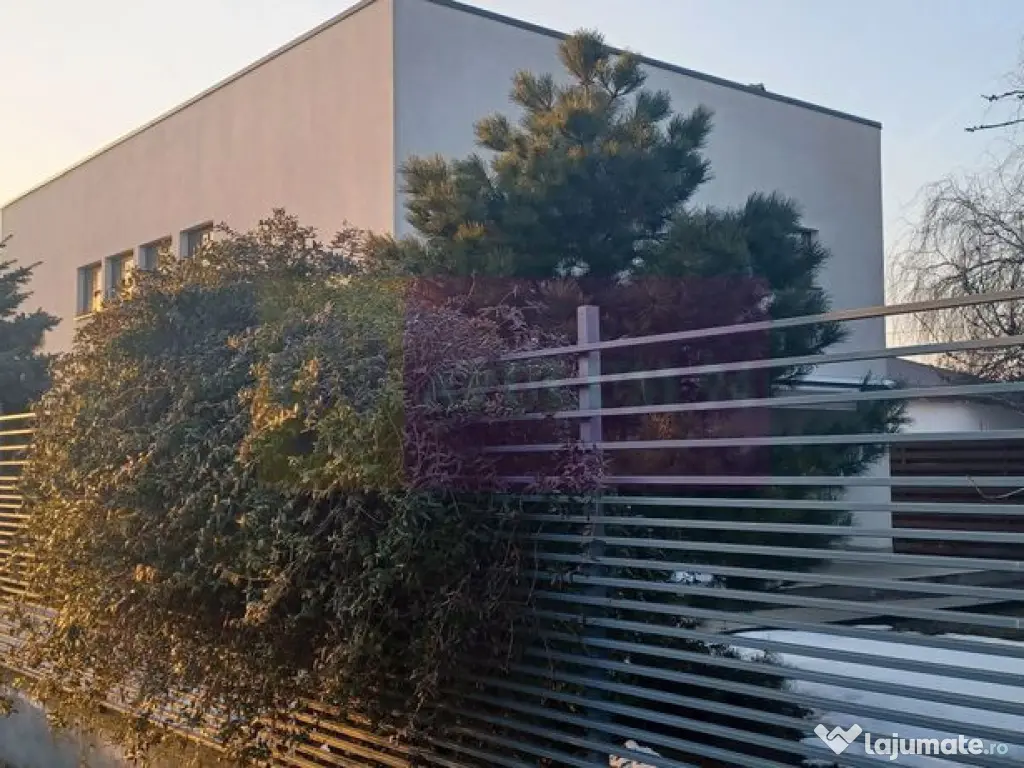 Săbăreni, vilă 210 mp utili, teren 508 mp, la 12 km de... 