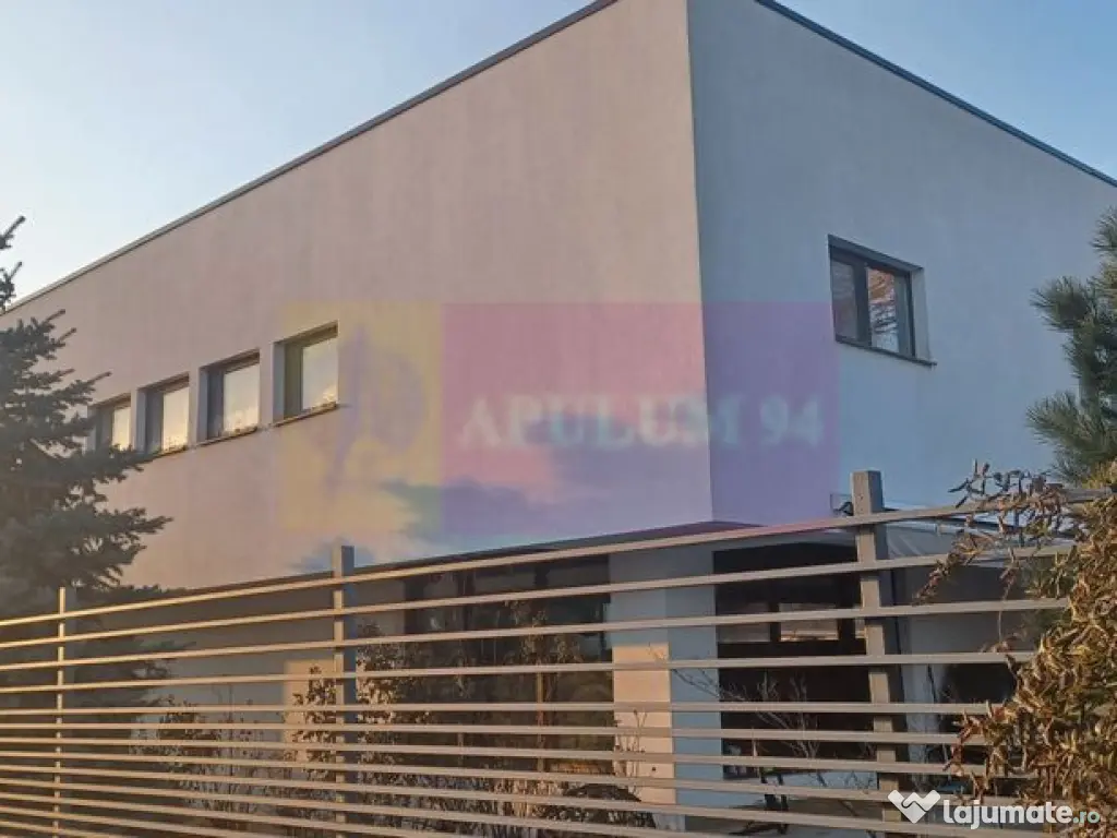 Săbăreni, vilă 210 mp utili, teren 508 mp, la 12 km de... 