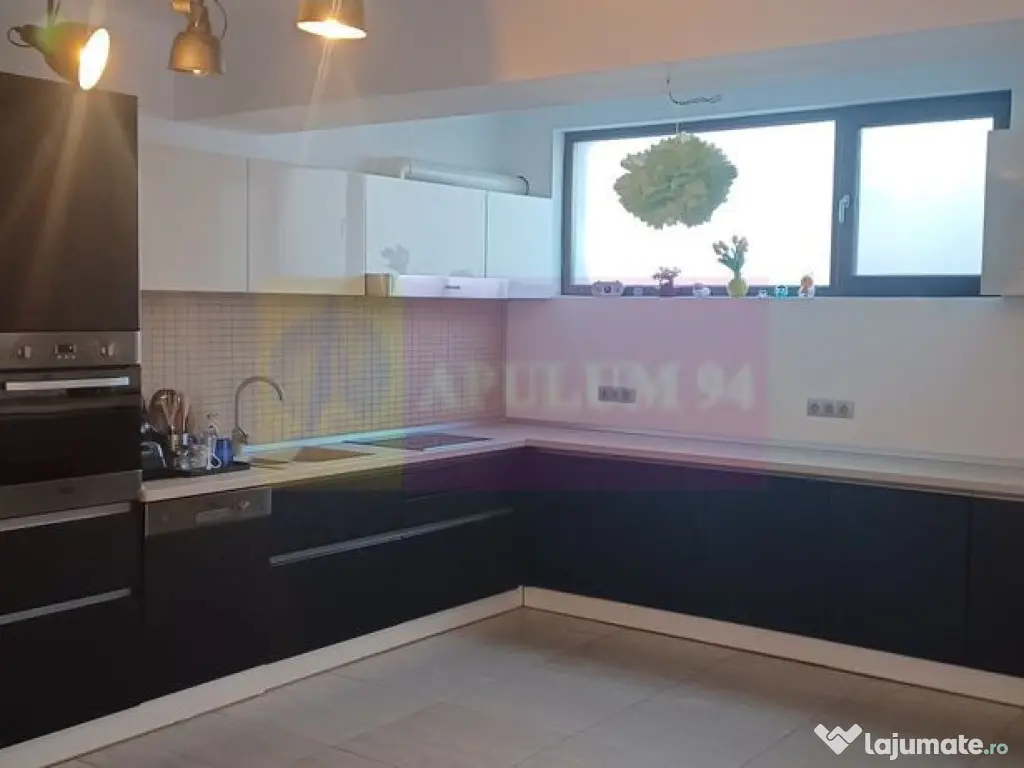 Săbăreni, vilă 210 mp utili, teren 508 mp, la 12 km de... 