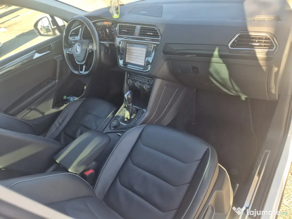 Volkswagen Tiguan 2.0 TDI DSG Sport 4Motion Highline BlueMotion 