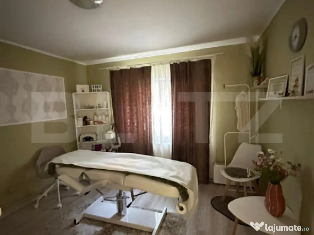 Apartament de 3 camere, parter inalt, spatiu comercial 