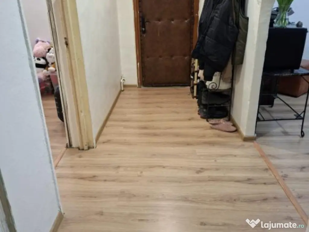 Apartament 4 Camere 80 mp Feldioara