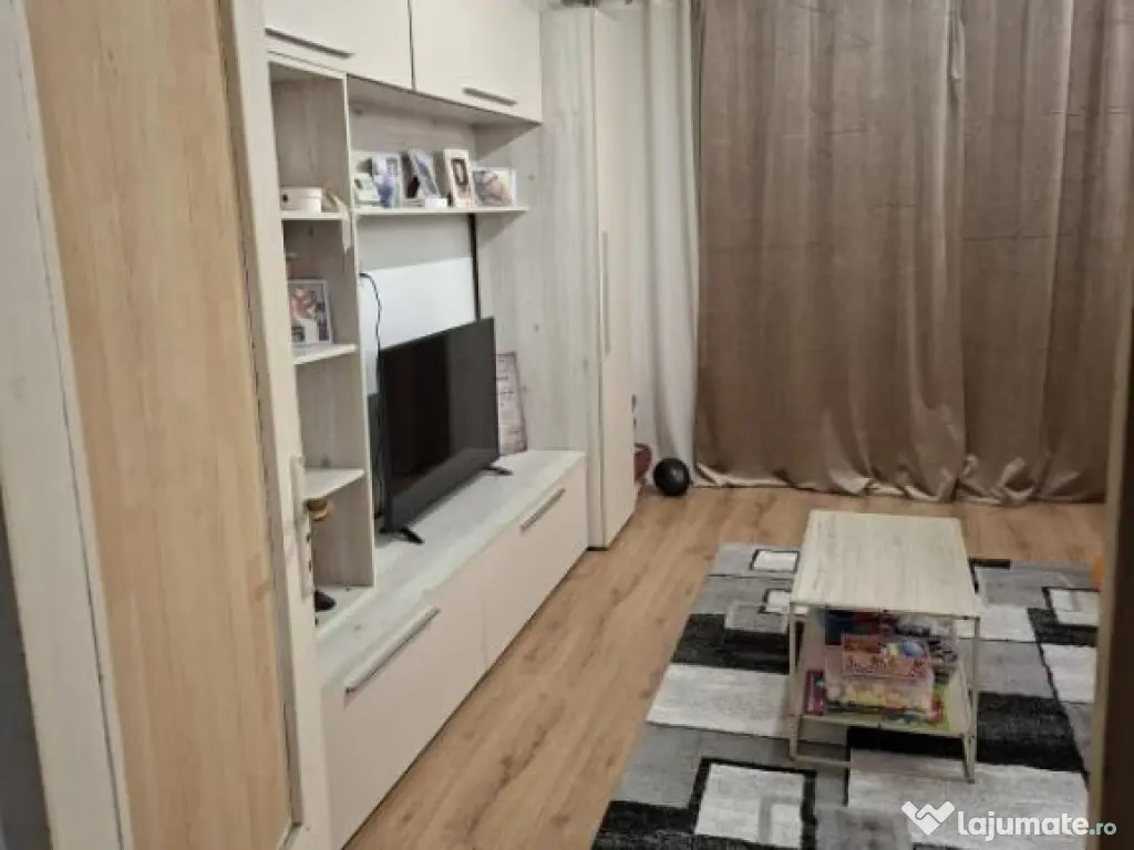 Apartament 4 Camere 80 mp Feldioara