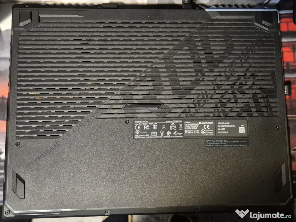 Laptop Gaming Asus ROG Strix III G531-GW, i7-9750H, 32GB RAM, RTX 2070 