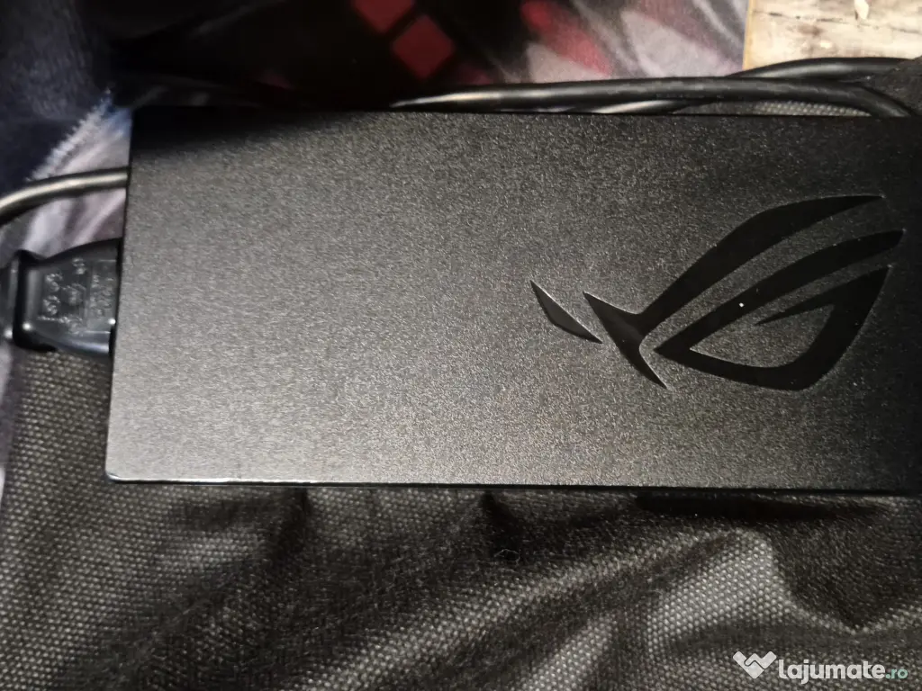 Laptop Gaming Asus ROG Strix III G531-GW, i7-9750H, 32GB RAM, RTX 2070 