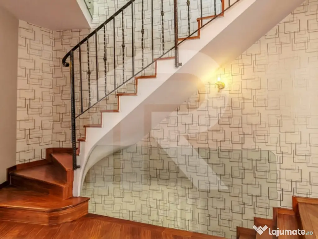 Spațiu profesional cu caracter într-o vilă individuală 