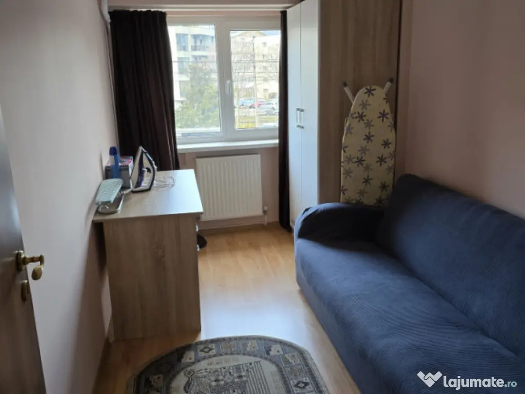 Apartament 3 camere central in condiție foarte buna etaj in 