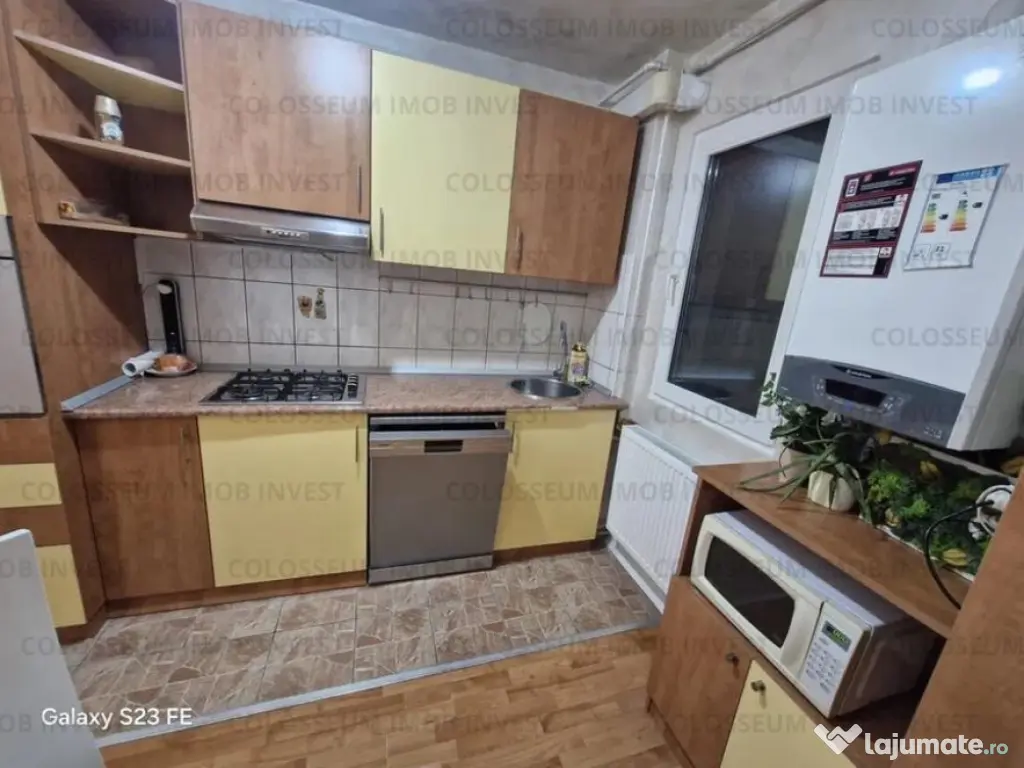 Ap 3 camere, etaj 2/4, insorit, mobilat, utilat, zona Calea Bucuresti! 