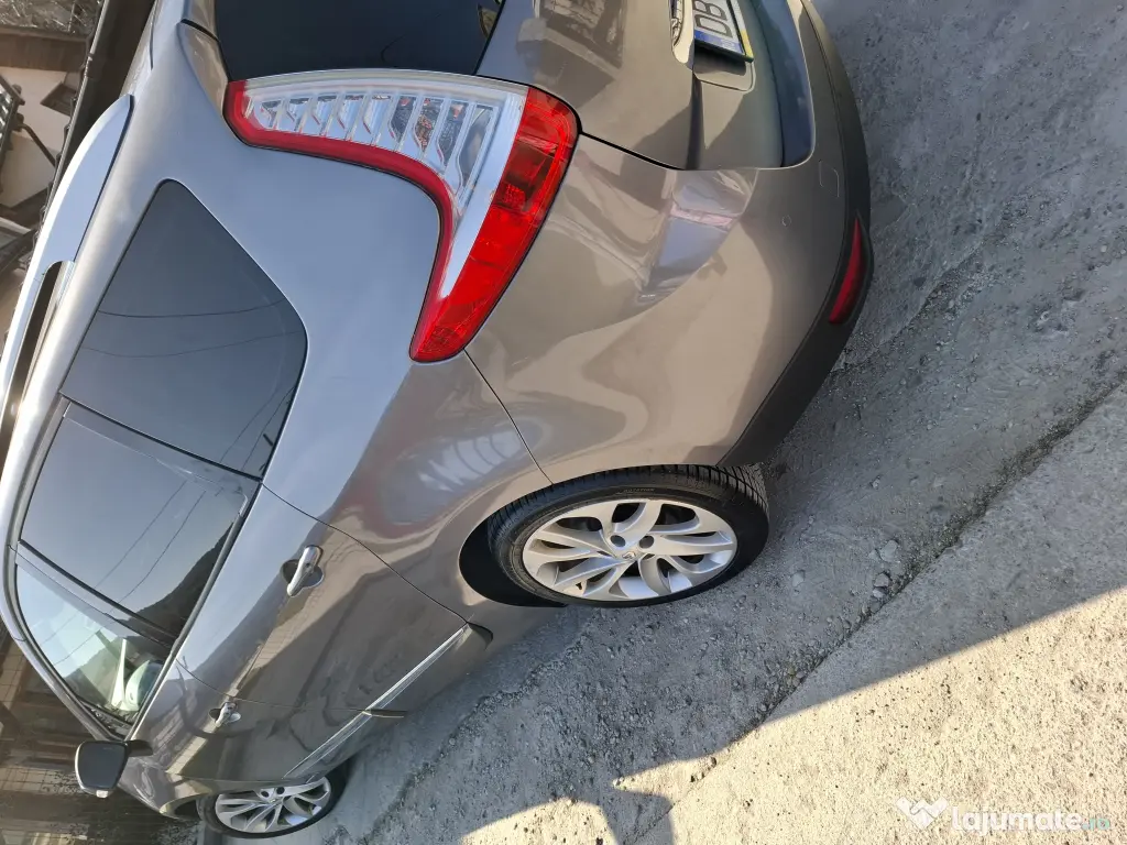 Renault grande scenic 