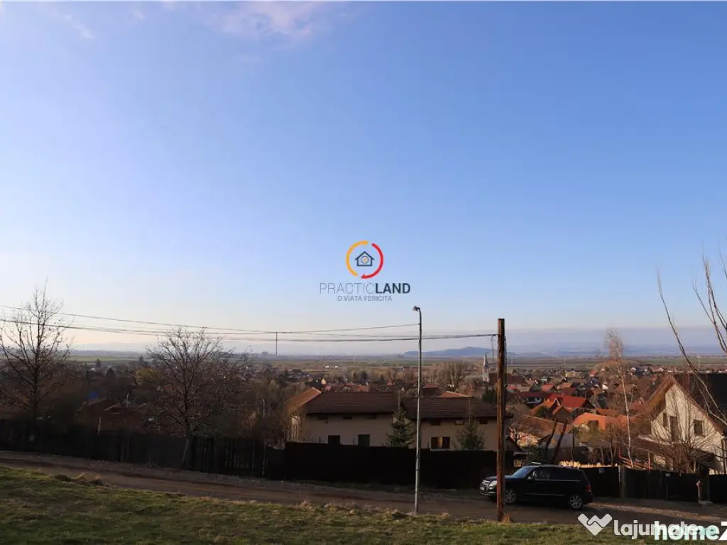 Teren insorit cu panorama deosebita 