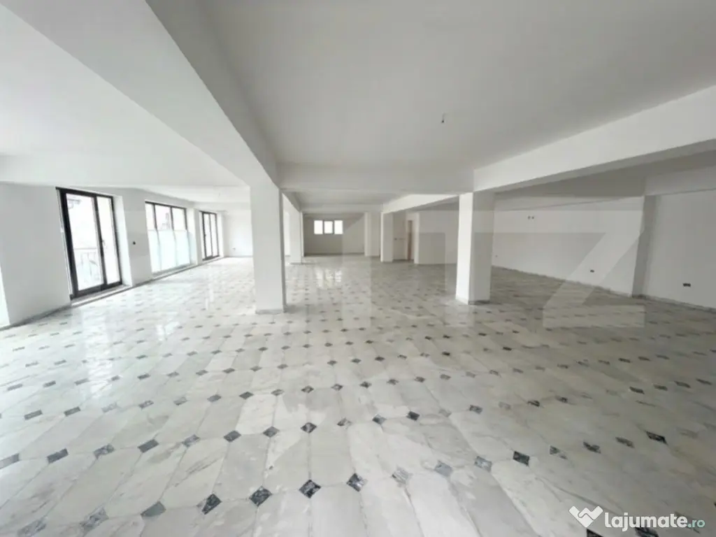 Spațiu comercial PREMIUM 270 mp | Locație TOP Piața Cetat 
