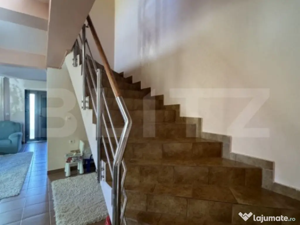 Casa duplex P+1E+M, SU 193 mp, 384 pm teren, zona Campia Isl 