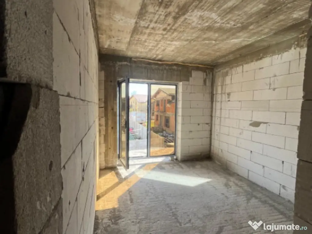 Duplex modern P+1 în zona Nitella – la roșu sau la cheie 