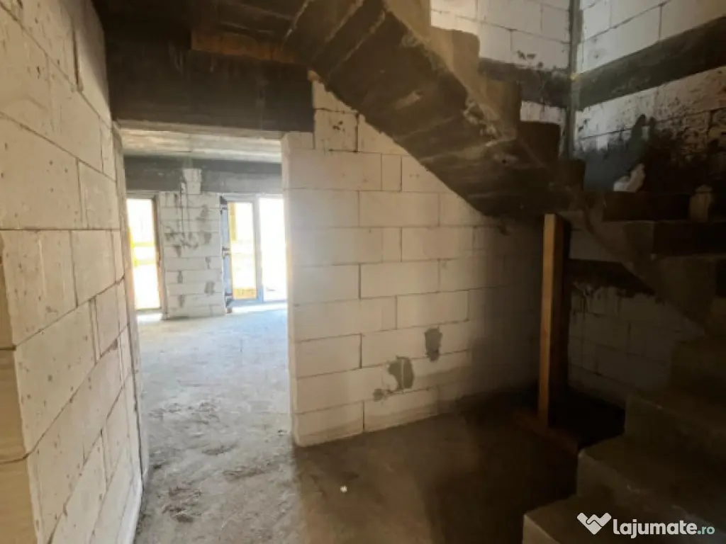 Duplex modern P+1 în zona Nitella – la roșu sau la cheie 