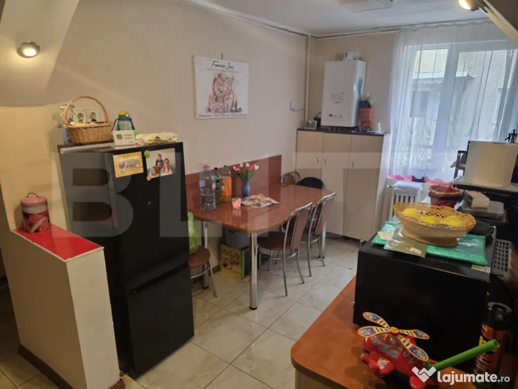 Apartament 3 Camere Decomandat | 68 mp Utili | Balcon pe Col 