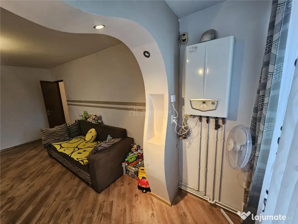 Resita, 2 Cam. Mobilat Utilat, Micro 3 