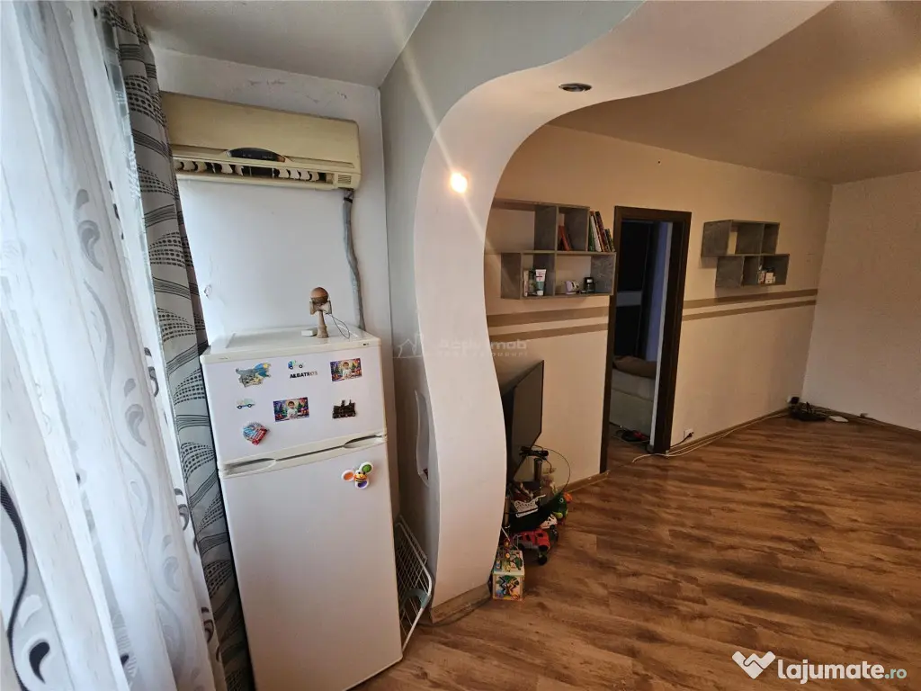 Resita, 2 Cam. Mobilat Utilat, Micro 3 