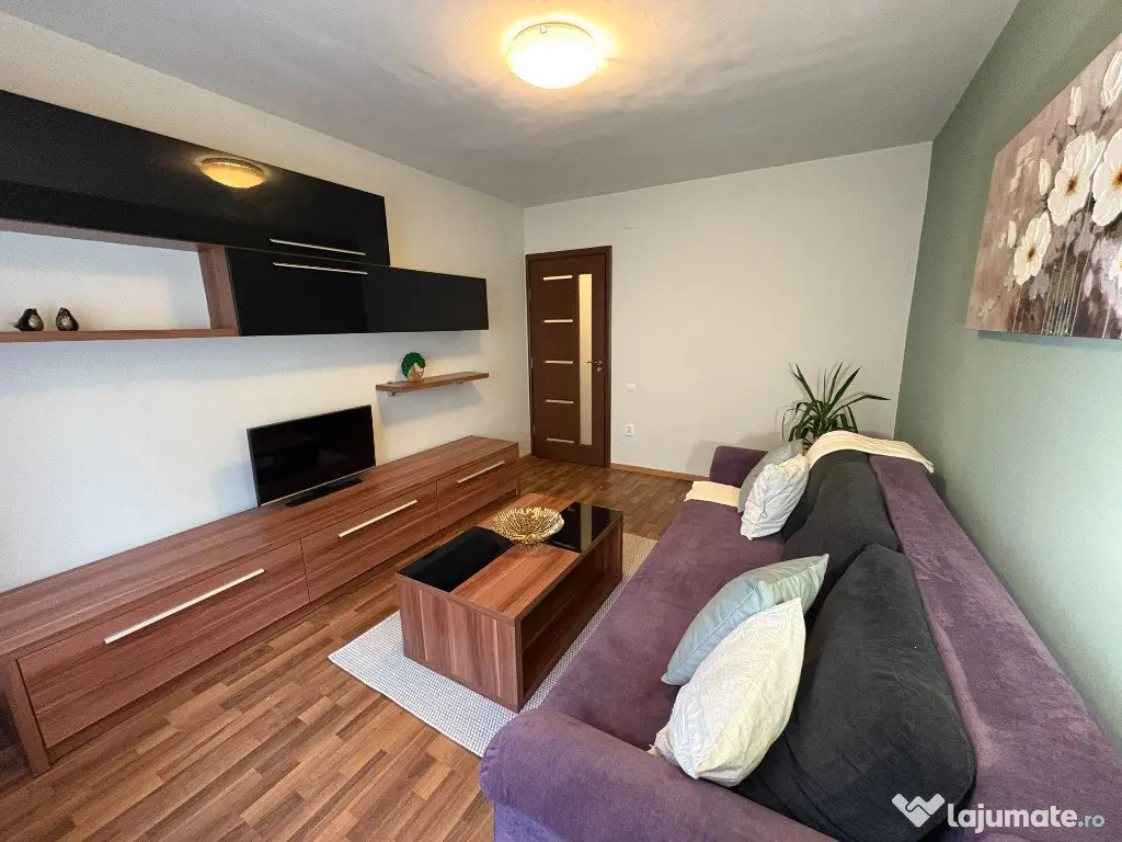 Inchiriez Garsoniera Tei Aromei 3 | Utilata | Decomandat | Reabilitata 