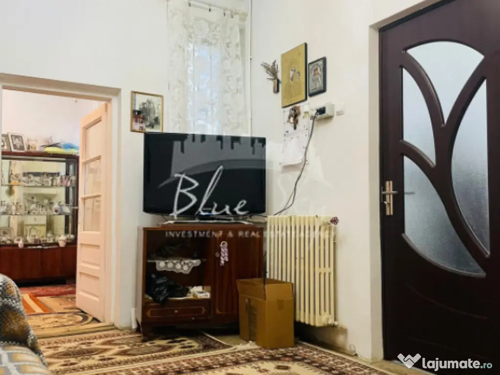Casă interbelică - 5 camere, central, aproape de Liceul P 