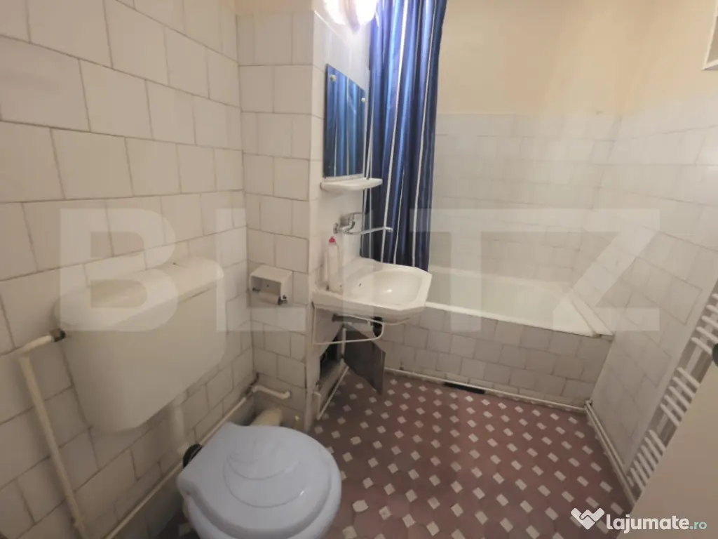 Apartament cu 3 camere Calea Sighisoarei 