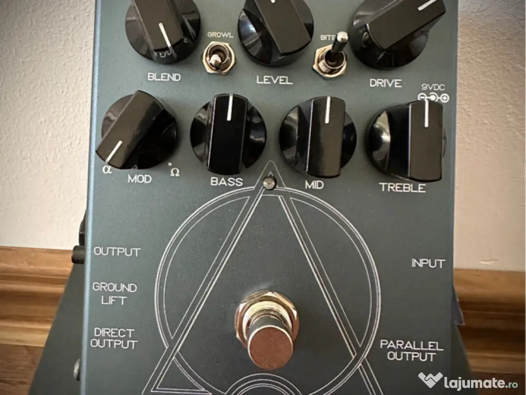 Darkglass Alpha Omega / efect pentru chitara bass 