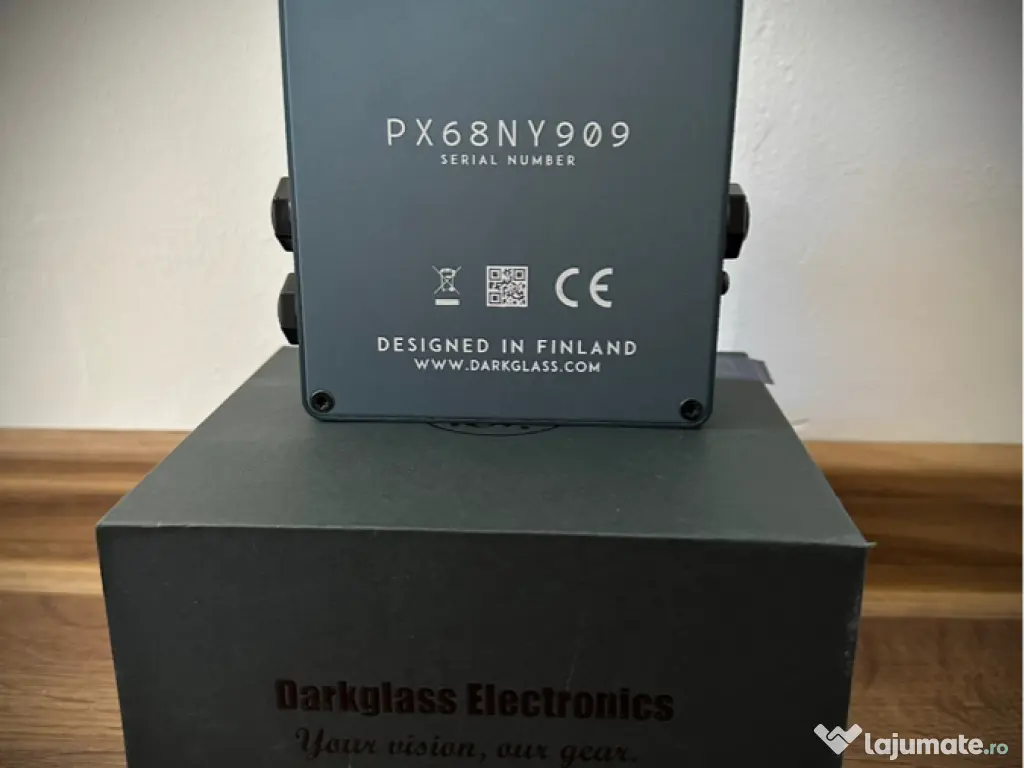 Darkglass Alpha Omega / efect pentru chitara bass 