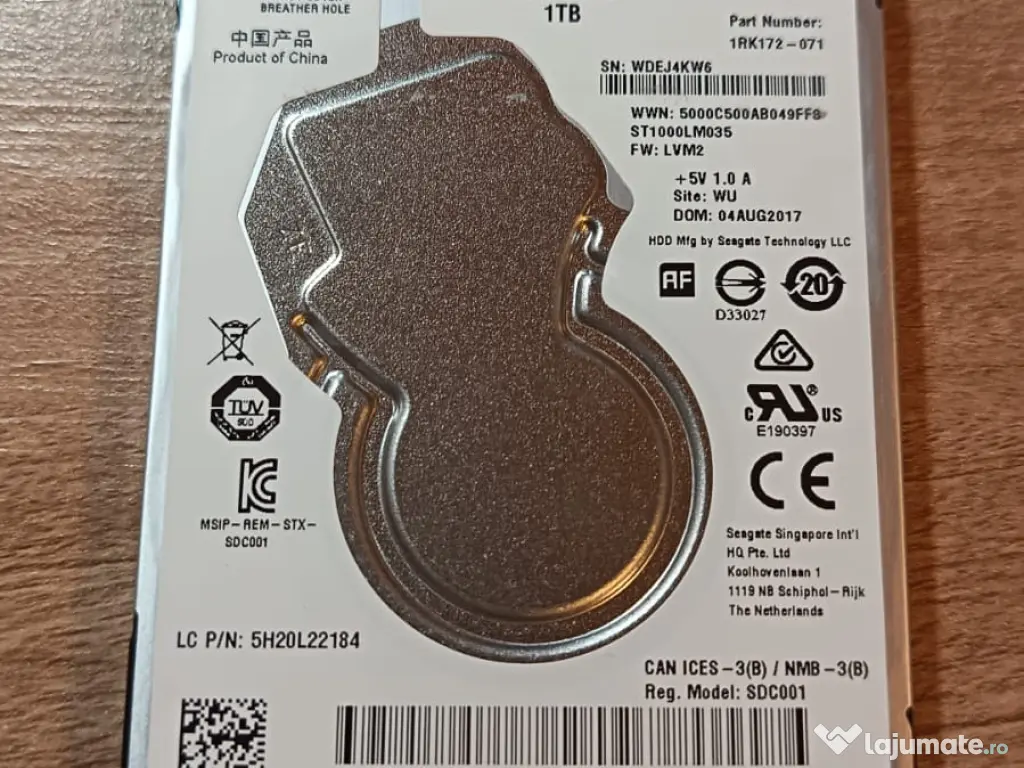 Laptop Lenovo Y520 i5 7th Gen, GTX 1050, 8GB RAM + SSD + HDD + accesorii 