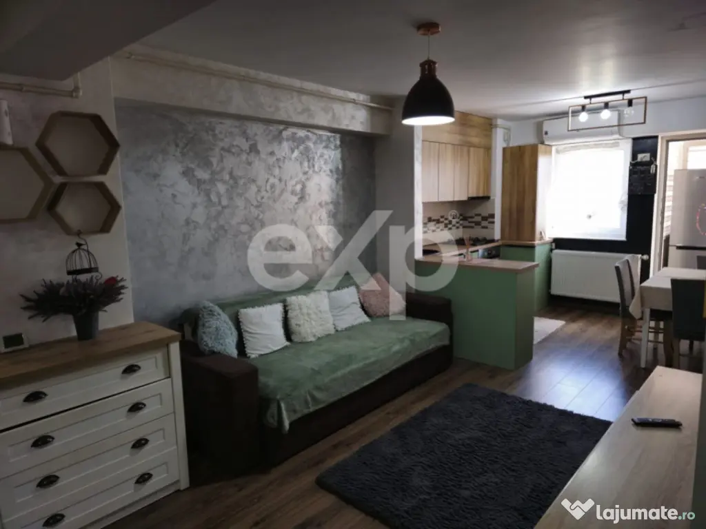 Apartament cu 3 camere de vânzare, cartier FIALD 