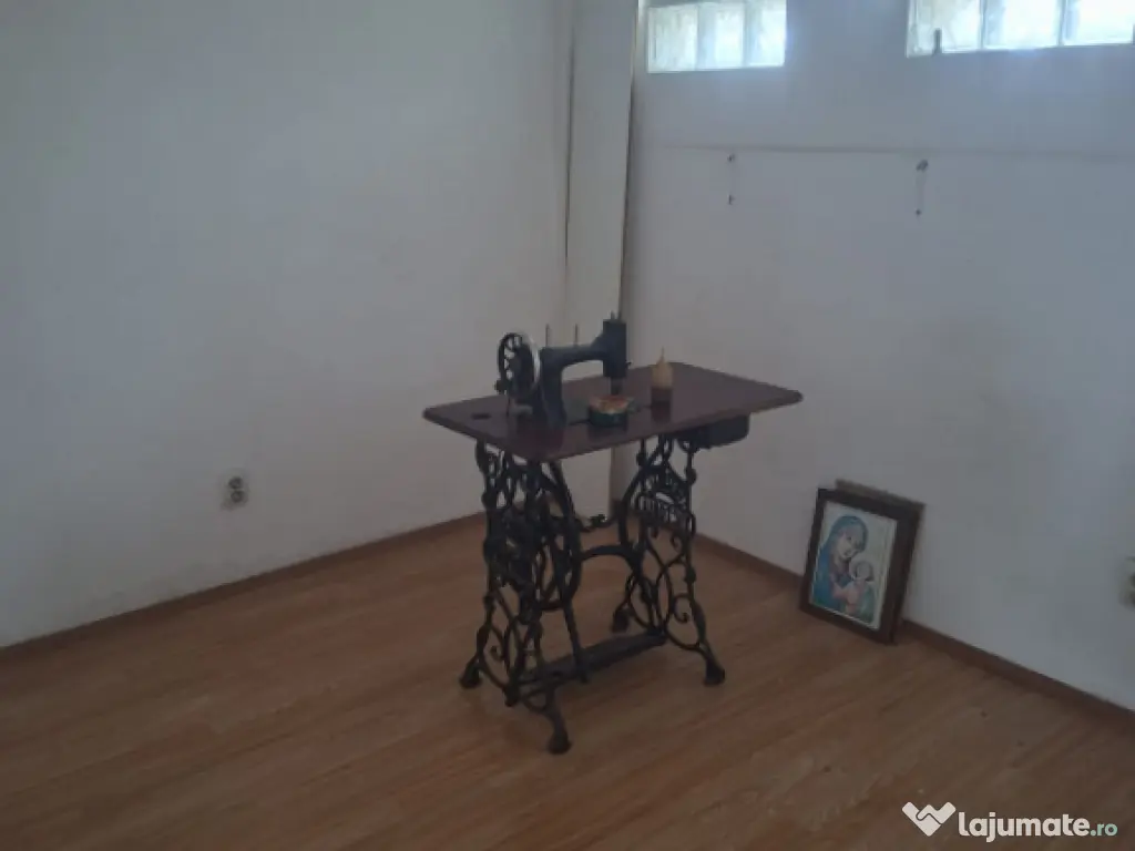 CASA SPATIOASA IN PLOIESTi– COMPARTIMENTARE EXCELENTA-ZONA 