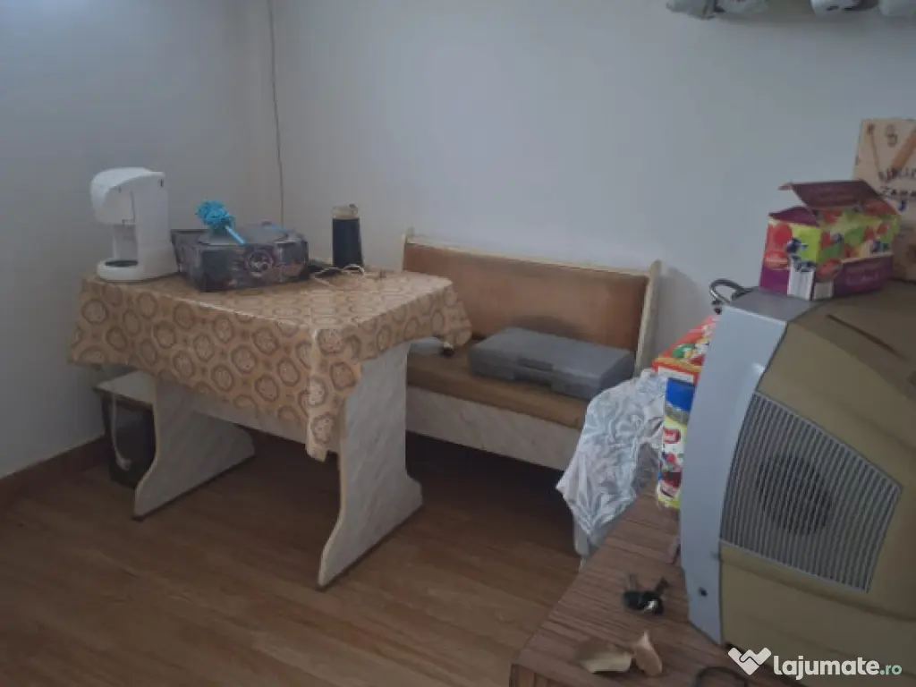 CASA SPATIOASA IN PLOIESTi– COMPARTIMENTARE EXCELENTA-ZONA 