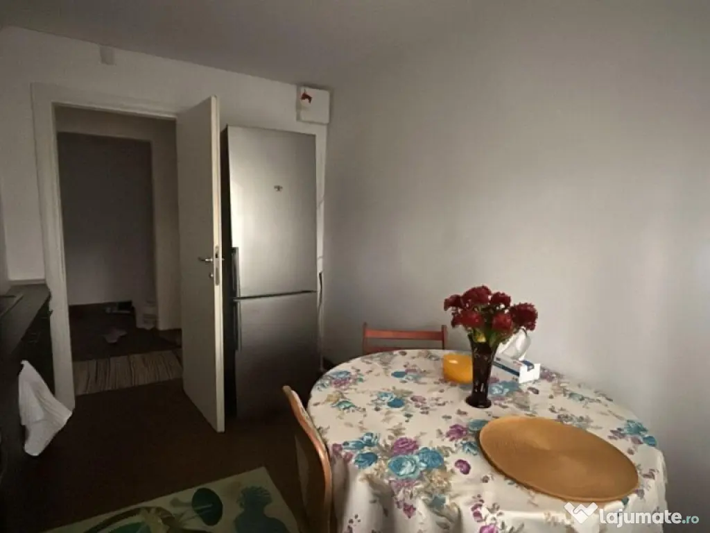 Apartament 3 camere de inchiriat Faleza Nord 