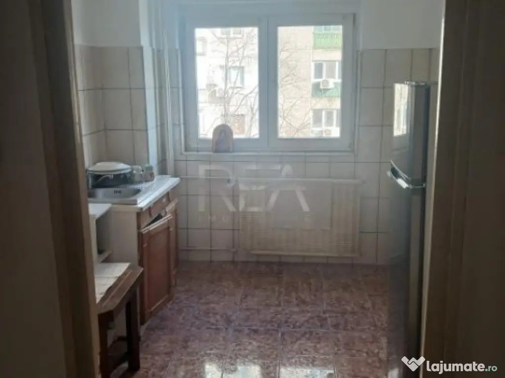 3 camere, 3/10, bloc 1983, 70 mp-Bdul Ghencea 