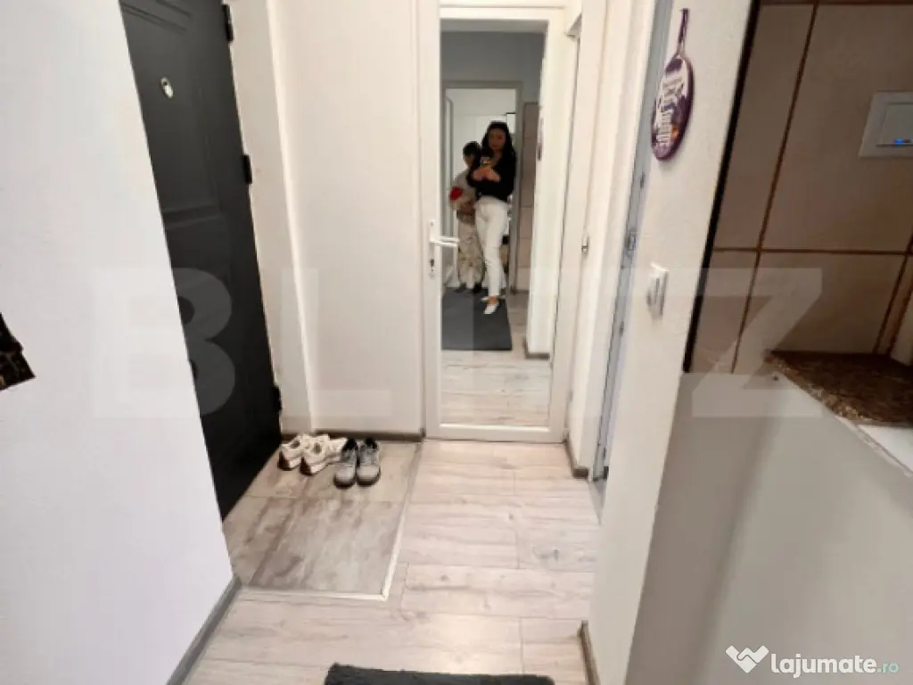 Apartament 2 camere decomandat+balcon 