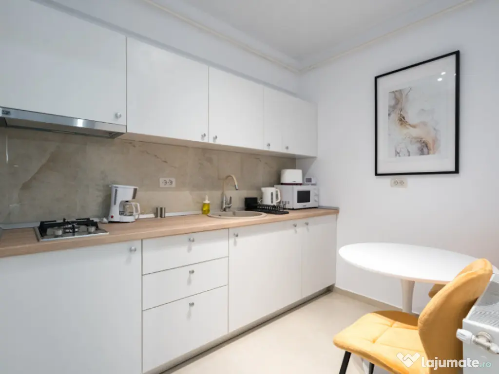 Studio - Central Address - mobilat și utilat designer - pri 