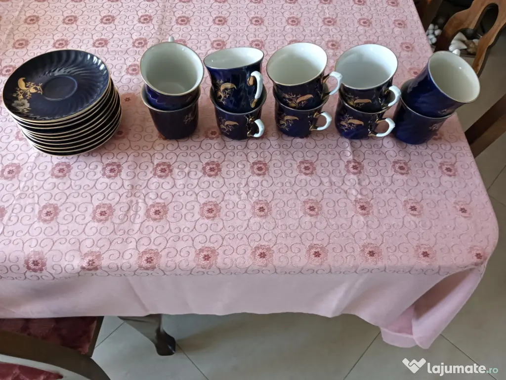 Servici de masă vintage din cobalt albastru 