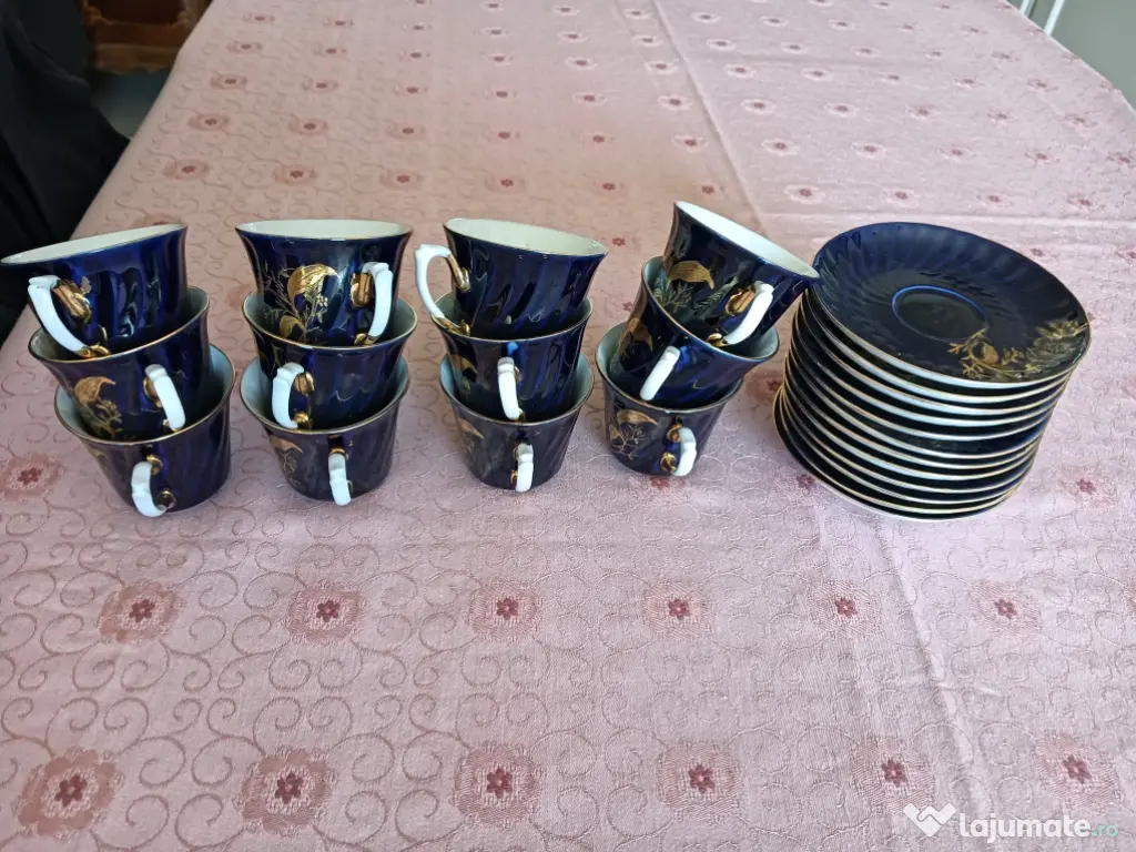 Servici de masă vintage din cobalt albastru 