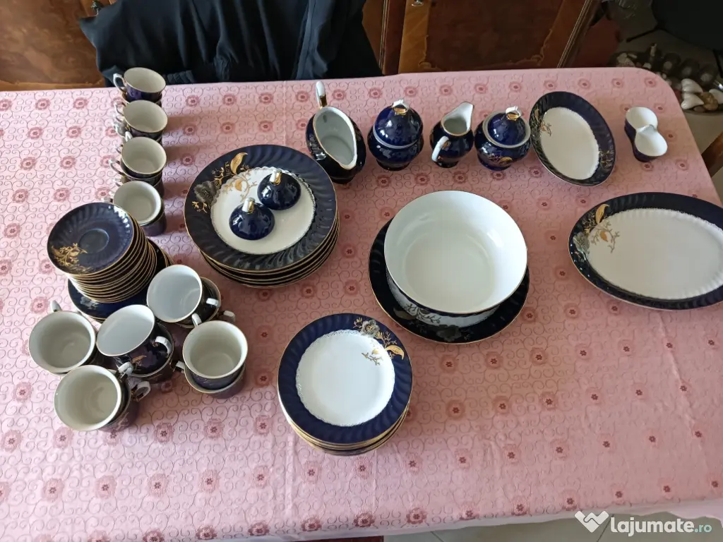 Servici de masă vintage din cobalt albastru 