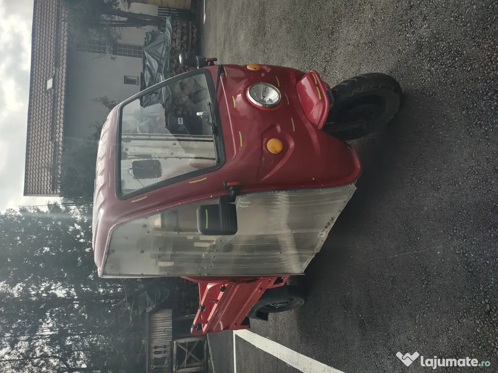 Vând triciclu volta 