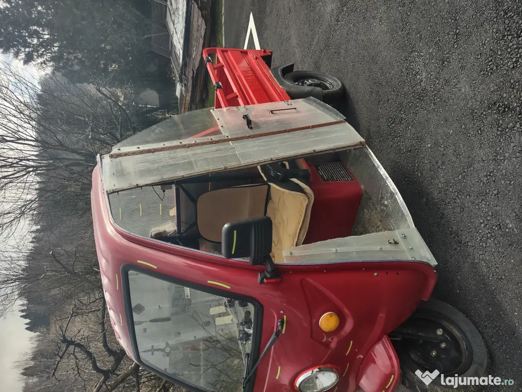 Vând triciclu volta 