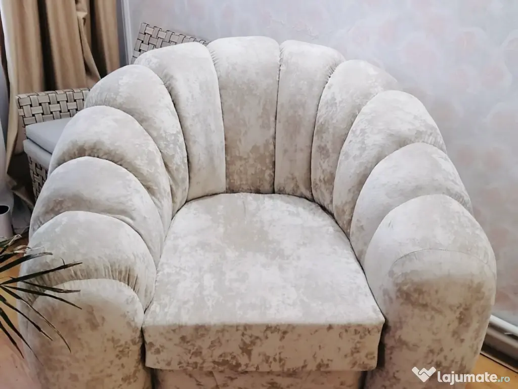 Set 2 fotolii și măsuță