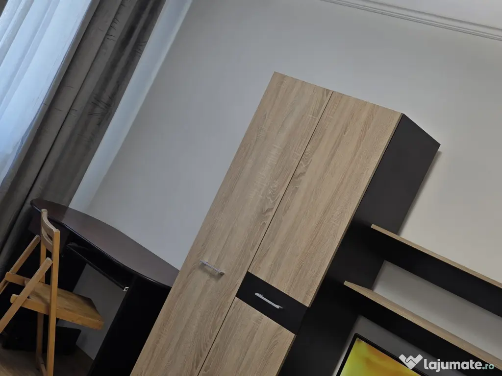 Inchiriez apartament 3 camere